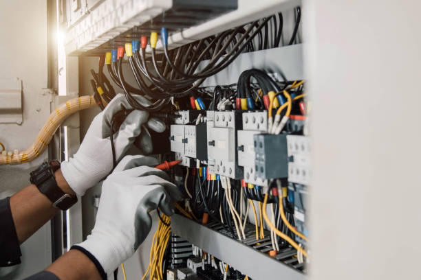 Best Electrical Installation Contractor  in Hutchinson, MN